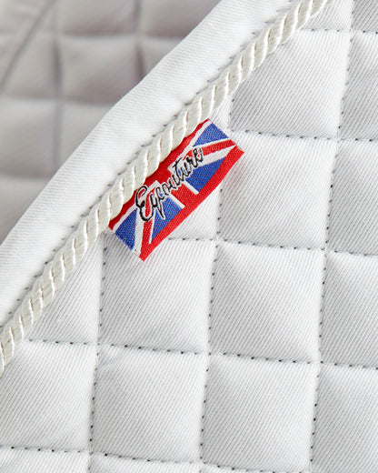 Equestrian white competition quilted jumping saddle pad/numnahs.