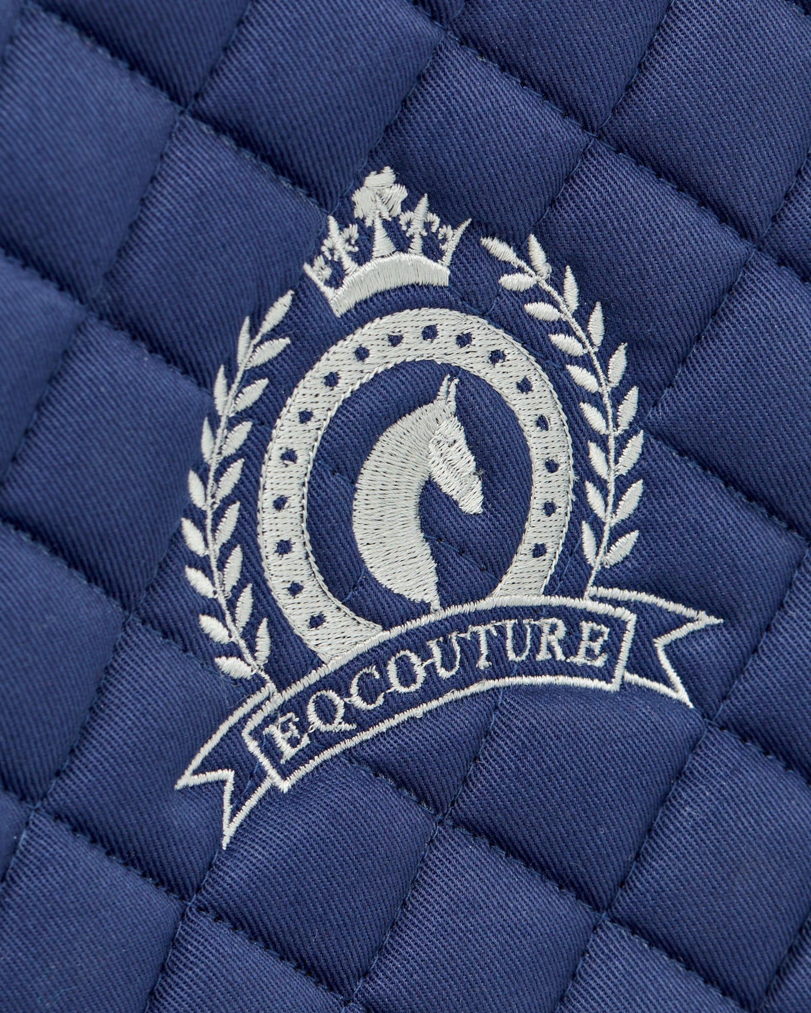 Equestrian Navy quilted jumping saddle pad/numnahs.